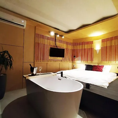 Studio21 City Center Apartment *